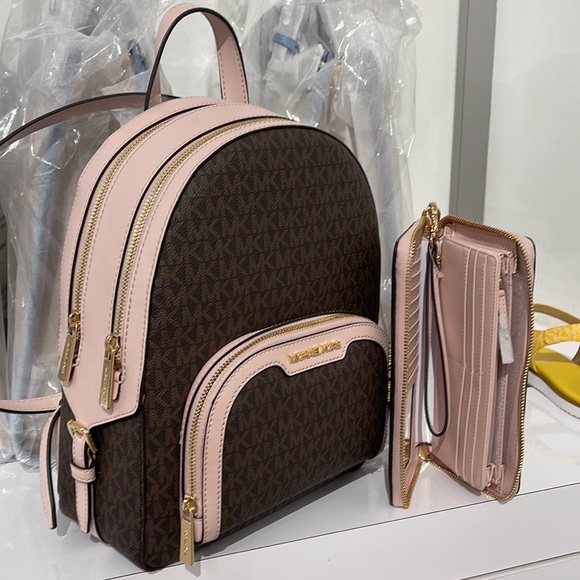 Michael Kors Md Backpack Bag Jaycee & Lg CONTINENTAL wallet-wristlet-phoneholder - Picture 13 of 16